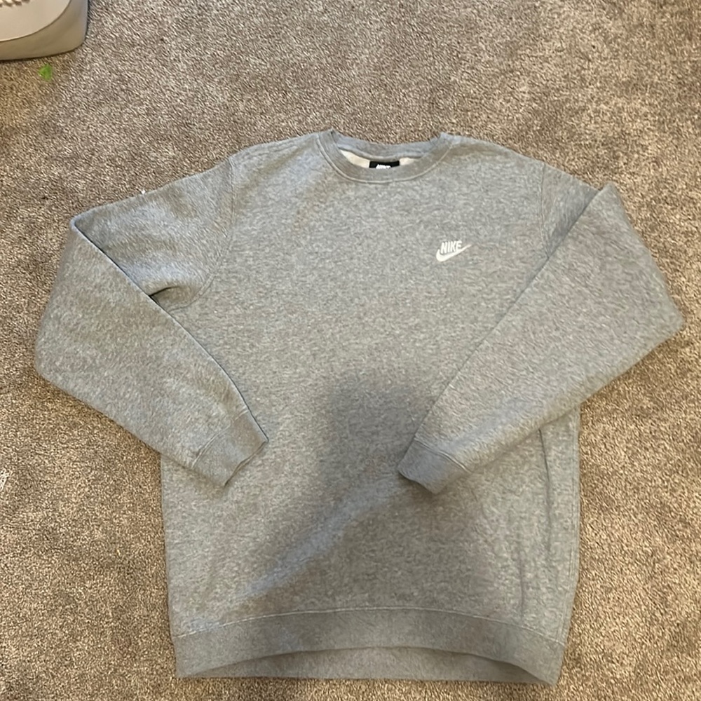 Grey Nike Sweatshirt